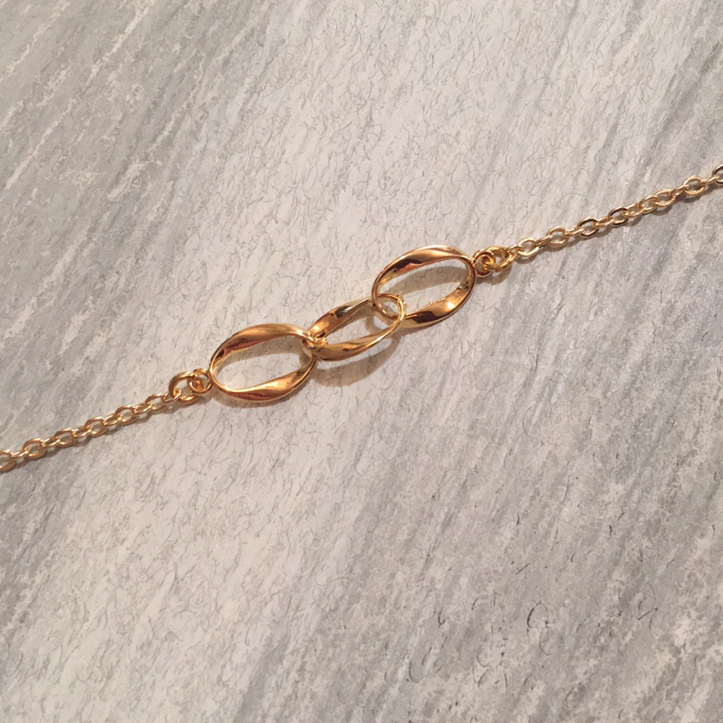 Dainty Gold Bracelet 7$